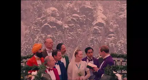 强迫症导演打造的复古童话