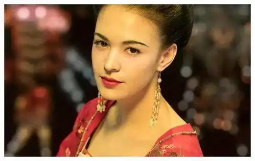 唐玄宗与杨玉环酷爱握槊,每天最少来一次,握槊究竟是什么
