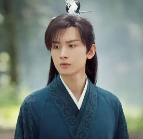 沉香如屑定妆照公开,杨紫成毅穿白衣琴瑟和鸣,cp感十足
