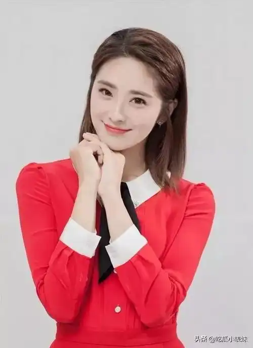 刘烨,优雅气质,微微一笑很倾城