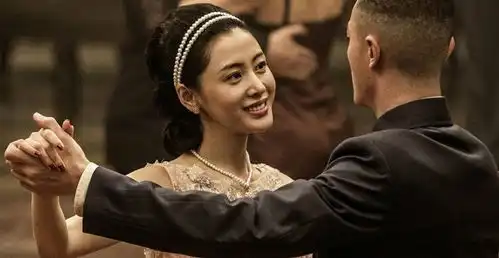 相比于欧豪版叶挺,张天爱版宋美龄好像更让人失望