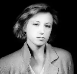 郑幼幼跨界的大师辛迪舍曼的性别政治
