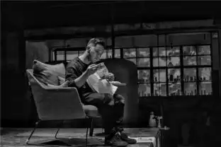 哈姆莱特的骷髅里,藏着你读过的每一本英国文学