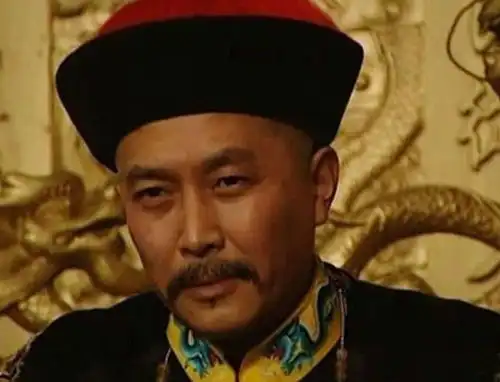 雍正临终前赐死一人,让乾隆稳坐江山60年,自己却承受千古骂名
