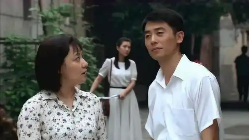 正阳门下那时的爱情如此纯真俊男靓女一讨论结婚,既高兴又羞涩