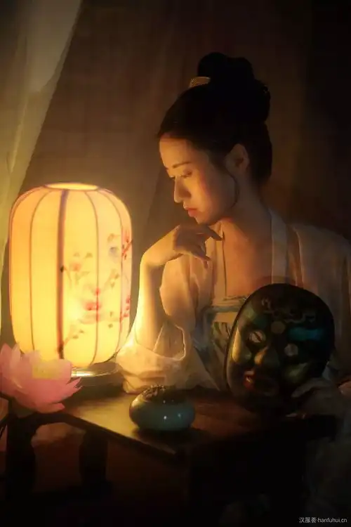 汉服仕女大明宫词终此一生,难寻太平