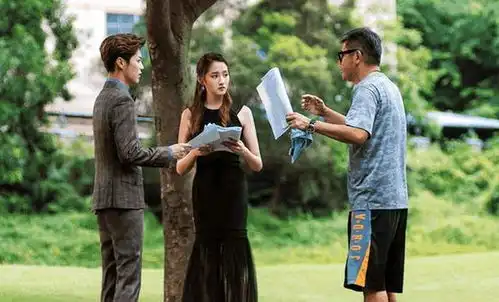 关晓彤为鹿晗庆生好的爱情,无需炫耀