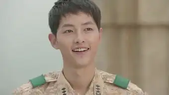 太阳的后裔第10集剧照,太阳的后裔图片
