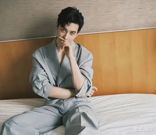 一见倾心更新惊艳剧照,陈星旭制服太抢眼,让人怦然心动