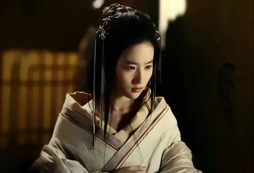 花木兰再爆剧照,33岁刘亦菲男装造型太野蛮,打脸一众女星啊