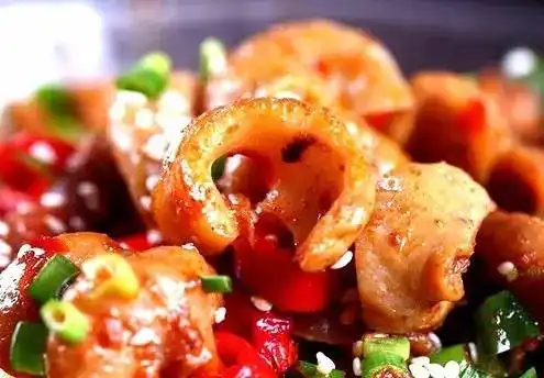 越来越冷了,快来补点脂肪过冬吧成都好吃的肥肠在这里不用谢