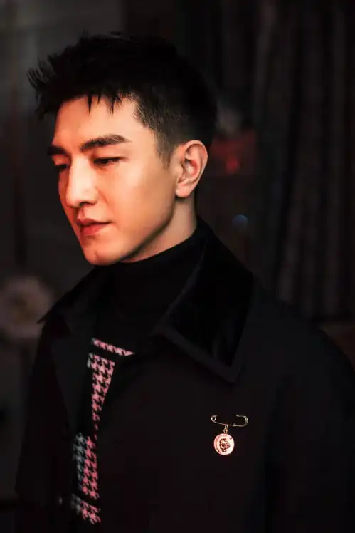 赵丽颖黄斌都在争金瀚大家觉得他会选择谁