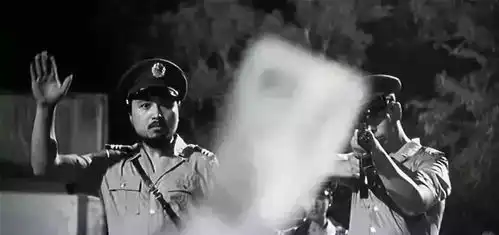 这两人,再次撕开港片的尺度