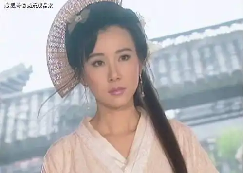 52岁萧蔷近照曝光,身材苗条似少女,恋爱次数虽多但至今未婚