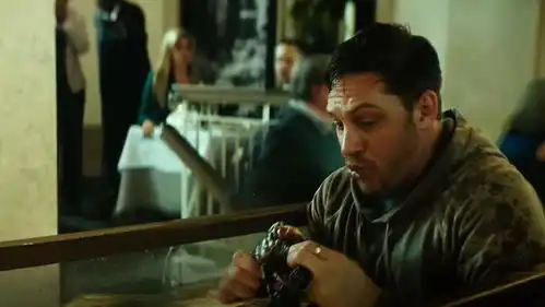 毒液汤老湿怪异举动吓傻众人,毒液饿得什么都吃,也是吃货一个
