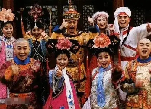 23年前,拍还珠格格后上厕所带保镖的戴春荣,今何在