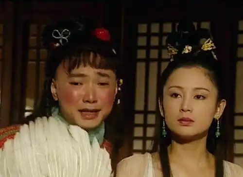 春光灿烂猪八戒中,陈红的嫦娥绝美,只可惜人设上太虚伪