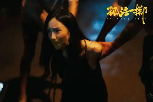 虽然豆瓣只有6.4,可它却是我的年度首选赛人专栏