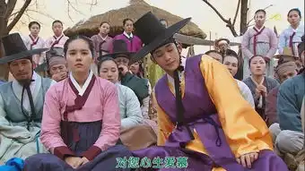 拥抱太阳的月亮剧照
