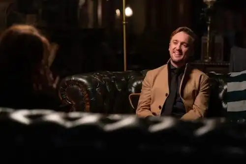 哈利波特公布大批剧照巫师重聚梦幻同框
