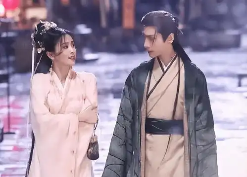 杨紫长相思已送审暑期上线几率高,或将对打长月烬明
