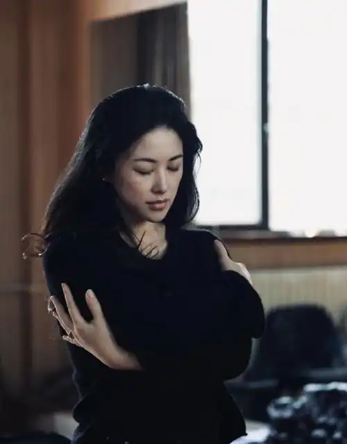 朱珠有钱任性,不缺男人