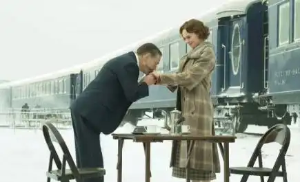 每个人都有过去,每个人都有嫌疑
