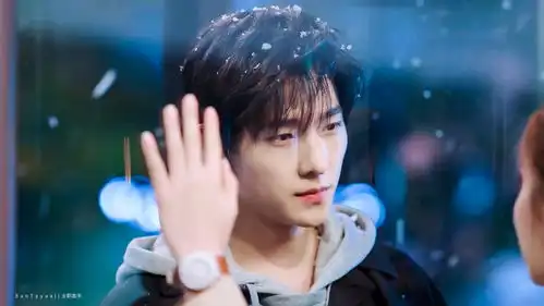 你是我的荣耀首发双人剧照,杨洋迪丽热巴深情对视期待吗