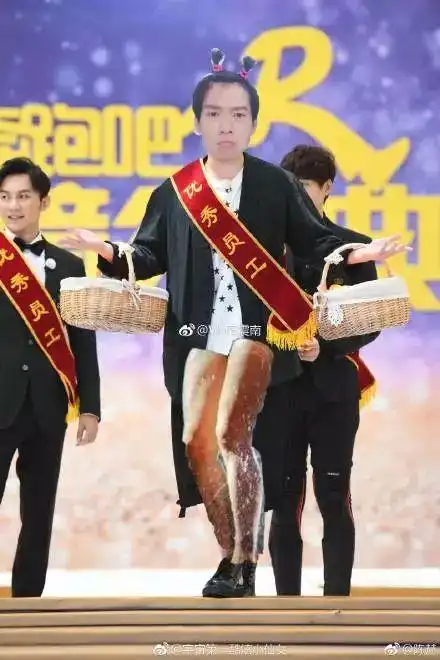 郑恺自己都是单身却帮女导演征婚网友先找到你的幸福再说