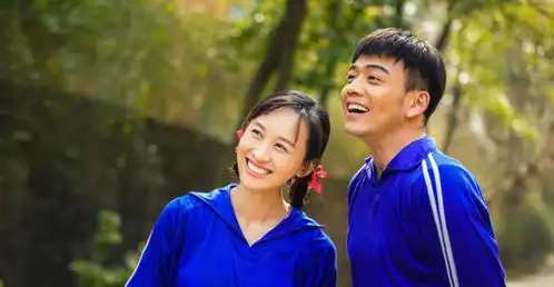 杨烁14岁开始北漂,33岁才走红,为何如今早早就翻车了
