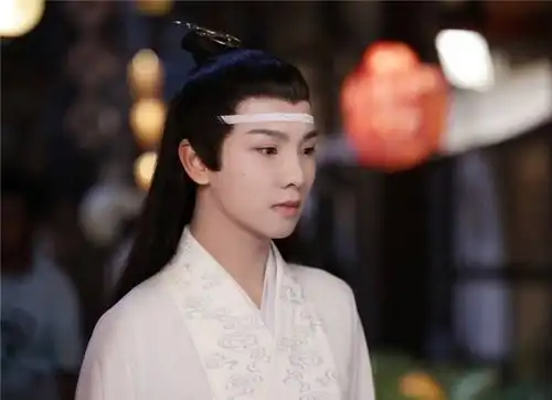 甜了青梅配竹马将袭,蓝思追演绎痴情男二,痴恋小昭