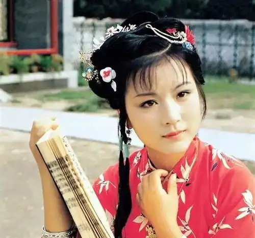 87版红楼梦幕后,影后自荐林黛玉,原定宝黛钗凤都另有其人