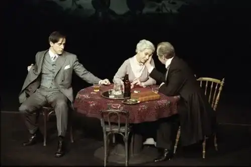 口碑好剧接棒小狗镜头之后,这位电影宗师把戏剧当做一生挚爱
