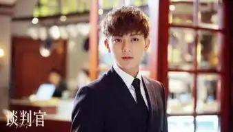 谈判官谢晓飞成功变形被网友评为最帅大堂经理
