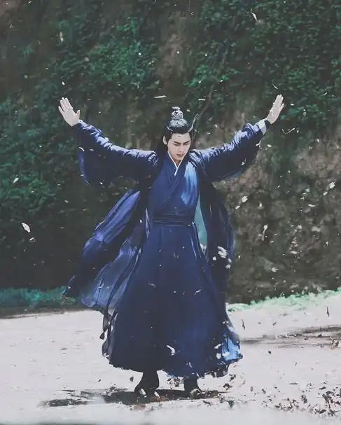 李易峰再演古装剧,新剧造型比张小凡还仙,女主还是老熟人