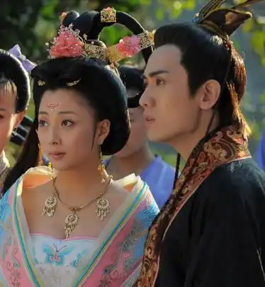 杨贵妃秘史唐玄宗为何要霸占自己的儿媳杨玉环
