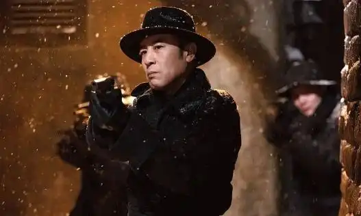 悬崖之上单日票房超你的婚礼,成为最强逆袭者
