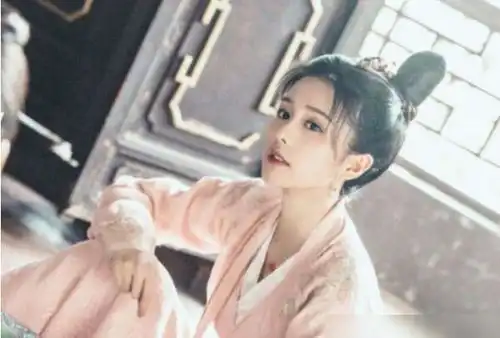 欢瑞面临破产杨紫任嘉伦成毅袁冰妍李易峰临阵脱逃
