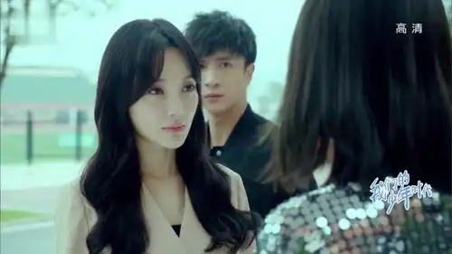 少年时代李小璐跟薛之谦前女友针锋相对,薛之谦竟然这样做,也是很怂了
