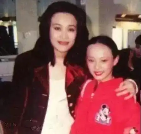 明星刚出道的照片集合郭德纲年轻时还是个帅哥