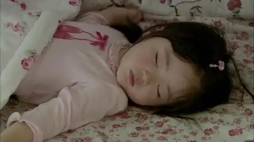 辣妈正传满满越长越可爱了,跟小时候完全不一样