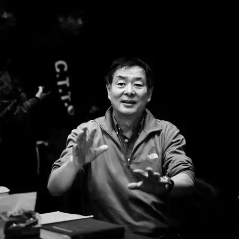 林兆华濮存晰李健鸣哈姆雷特这部戏是为观众献上的哈达
