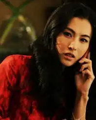 最强囍事剧照张柏芝选该片复出有彩头
