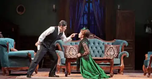 五四特辑吸纳新潮,脱离陈套五四与戏剧变革
