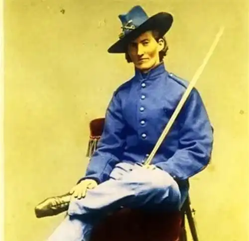 为何花木兰在军营12年,都没被发现是女儿身看看这组照片就懂了