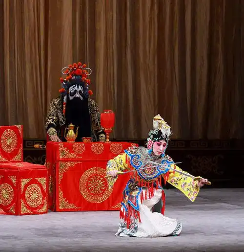 环翠杯全国京剧票友节欧乐坊专场激情唱响
