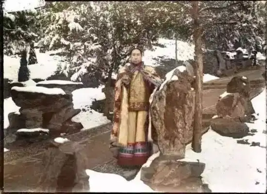 扒一扒慈禧太后的奢侈生活全中国的宝贝,都给她陪葬