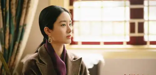 历经金晨换角,大江大河2里的杨采钰有几分贴合梁思申
