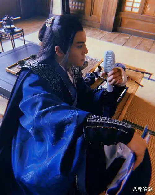 斛珠夫人最新剧照,陈伟霆杨幂cp感十足,我深陷女二的颜值里