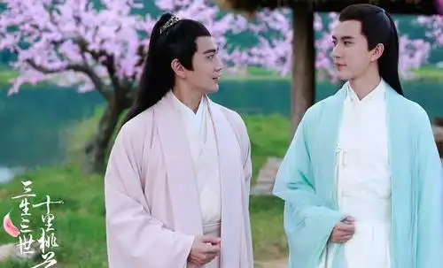 三生三世十里桃花折颜战力如何他为何不支援墨渊对战擎苍